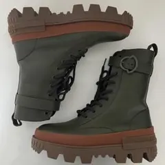 MONCLER CARINNE LEATHER ANKLE BOOTSのサムネイル