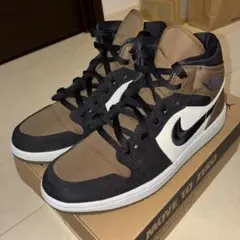 NIKE Air Jordan 1 Mid スニーカーのサムネイル