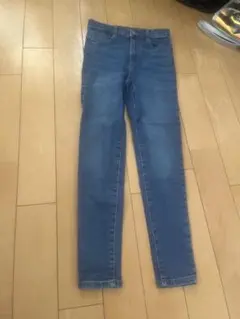 GU スキニーパンツ デニムブルー
