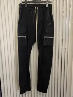 Item thumbnail for item 8c3e92b9-603d-44d7-90a9-a2263baf9f98