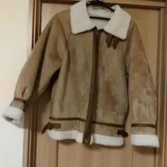 ベージュのムートンコート Mサイズ