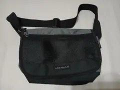 AIRWALK エアウォーク　ショルダーバッグ　ブラック　グレー