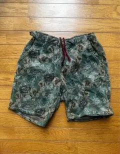 Stussy ハイビスカス柄 ショートパンツ グリーン L - メルカリ