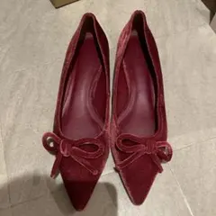 CHARLES & KEITH ベロアパンプス ボルドー リボンのサムネイル