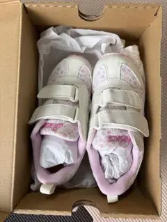 新品未使用　asics 花柄スニーカー ホワイト/ピンク　17cm