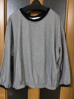 しまむら シーズンリーズン Tシャツ