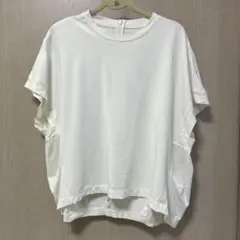 アンフィーロBEAUTY FORM-T コクーンTシャツ　オフホワイトSオフ