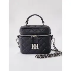 Darich キルティングスクエアミニバッグブラックシルバーパーツ