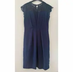 ネイビーレース袖パーティードレス