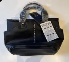 TOMMY HILFIGER ブラックハンドバッグのサムネイル