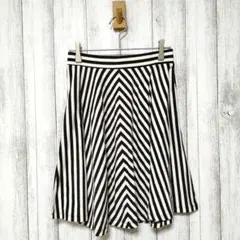 UNIQLO ユニクロ (S)　フレア ボーダースカート