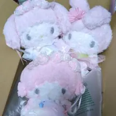 サンリオ マイメロディ ぬいぐるみキーホルダー　ブローチ　バインダー　3点セット サンリオ マイメロディ ぬいぐるみキーホルダー ブローチ バインダー 3