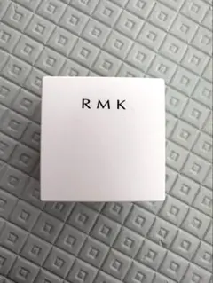 【新品未使用】RMK リップバーム <LC> 7gのサムネイル