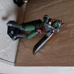 フィギュアセット（緑、青、黒）せット