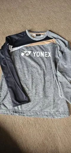 美品　ヨネックス　ライトトレーナー　O　テニスバドミントン