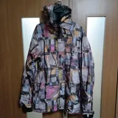 esc snowboards　スノーボードウェア　マルチカラー　モザイク　総柄