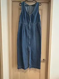 デニムワンピース　デニムジャケット　前開き　ジッパータイプ