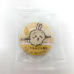 くら寿司　ちいかわ　びっくらポン　缶バッジ　うさぎ　特典　景品　非売品