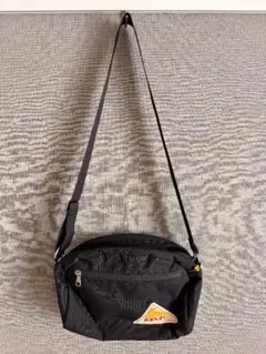 KELTY ブラック ショルダーバッグ