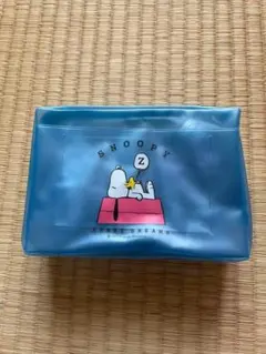 【新品】スヌーピー スキンケア容器　トラベルセットポーチ