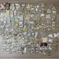 アクセサリー　まとめ売り　大量　500g以上 アクセサリー 大量まとめ売り② セット 約500gちょい - メルカリ