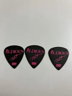 Item thumbnail for item 42ec49ec-d0fa-474a-a1d1-65de6598b58b