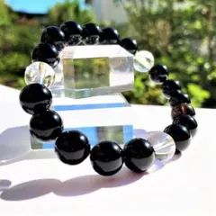 半額セール！【闇を照らす】オニキス＆水晶 天然石 ブレスレット