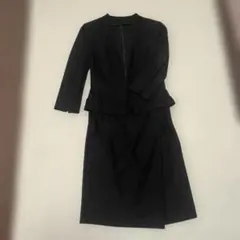 夏用　クードシャンス　七分袖黒のジャケットとスカートのセット