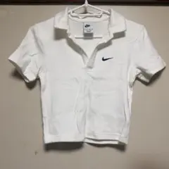 NIKE クロップド丈 トップス
