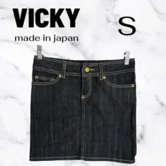 美品✨【VICKY】デニムタイトミニスカート　金ステッチ　伸縮　日本製　濃紺　Sのサムネイル