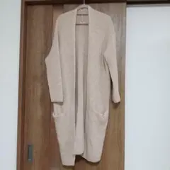 レディース　ニット　カーディガン　ベージュ