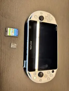 【超美品完動】PS Vita 本体 2000 メモリ8GB ソフト付き