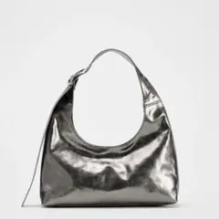 メタリックシルバー ショルダーバッグ
