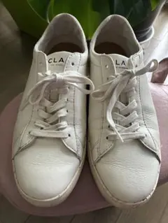 CLAEクレイVEGANホワイトスニーカー