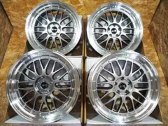 即納 新品☆車検対応☆シルバー 深リム 高級 メッシュ ハイエース 18