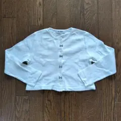 familiar 上品なホワイトカーディガン（地模様入り）サイズ120