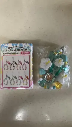 サンリオ トコナツバケーション シークレットストラップ ポチャッコ