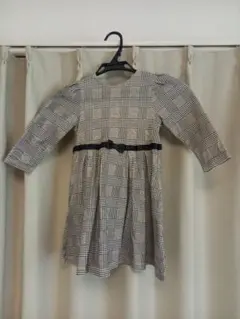 キッズ　女の子　ワンピース　長袖　サイズ100