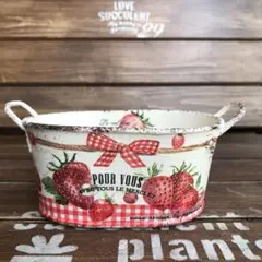 れんれんさまご購入品　リメイク缶 ラウンドミニ缶　 いちごリボン