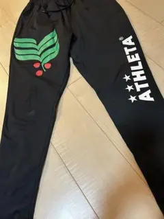 ATHLETA ブラックパンツ Lサイズ