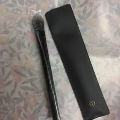 クレドポーボーテ パンソー リキッドファンデーション用ブラシ