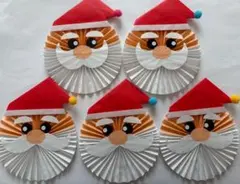 折り紙クリスマス　サンタさん　壁面飾り
