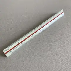 Item thumbnail for item e42aac37-ef5c-40af-81af-395263c71860