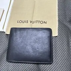 LOUIS VUITTON 二つ折り財布 ブラックのサムネイル