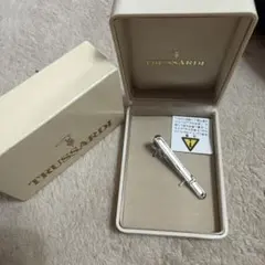 TRUSSARDI ネクタイピン 専用ケース付きのサムネイル