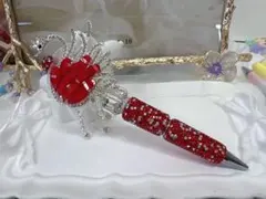 【ハンドメイド新作】カスタムボールペン　社長ペン。 赤スワンモチーフ 1本