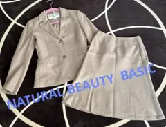 NATURAL BEAUTY BASIC スーツ　S