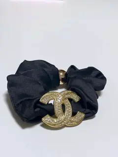 CHANEL シャネル ロゴ シュシュ ヘアアクセサリー