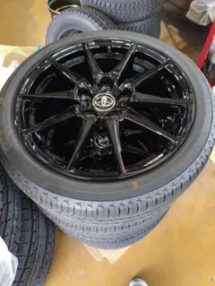 トヨタGRヤリスRC 26式　新車外し　純正 17インチホイールタイヤセットのサムネイル