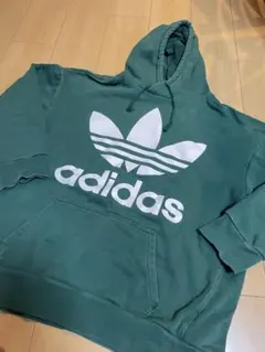 adidas グリーン フード付きパーカー